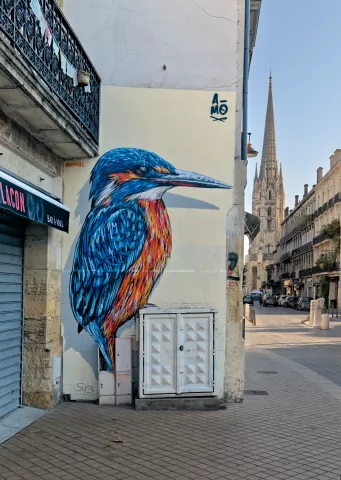 Graf : "Martin Pêcheur" réalisé par A-MO rue Gaspard Philippe à Bordeaux en mars 2021Photo : Stéphane - 05/2021