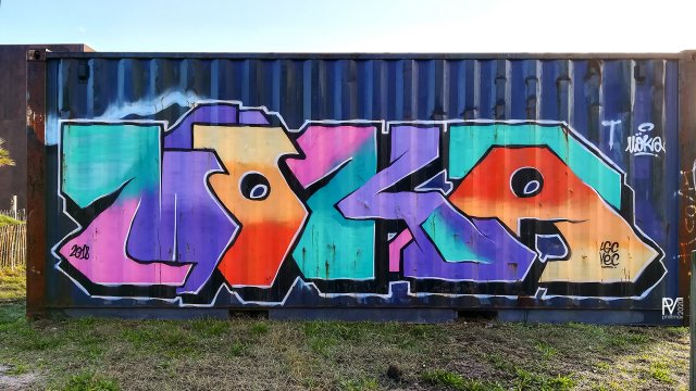 Graf : réalisé par Möka au skate park de Cousteyre à Lacanau en septembre 2018Photo : Philippe - 2018